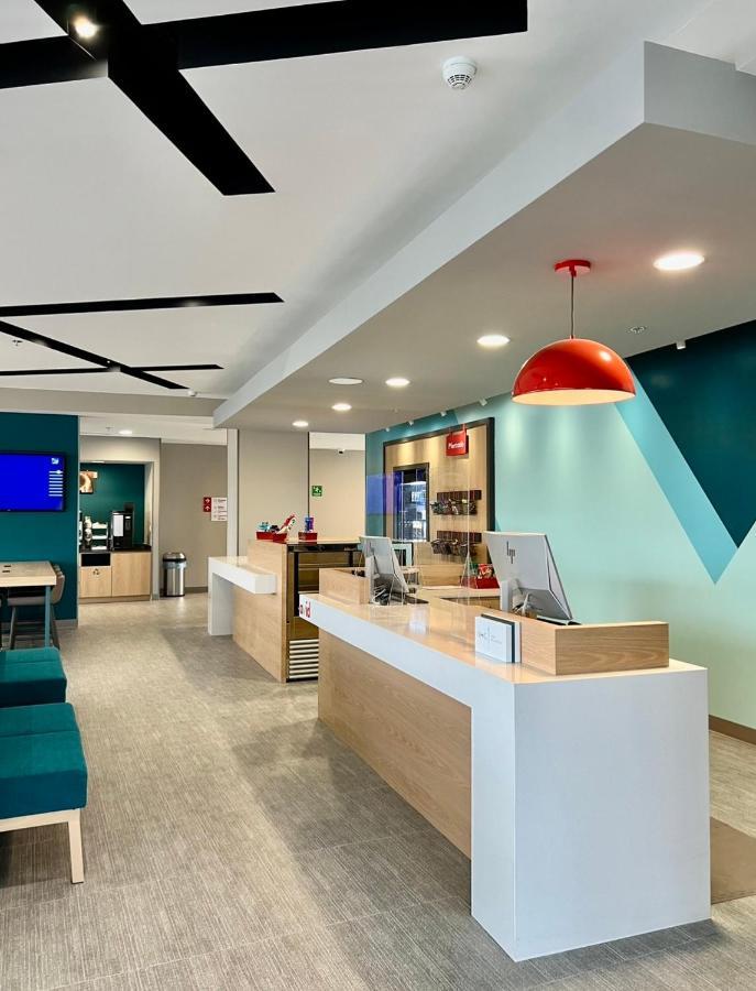 Avid Hotels - Guadalajara Av Vallarta Pte By Ihg Zapopan Εξωτερικό φωτογραφία